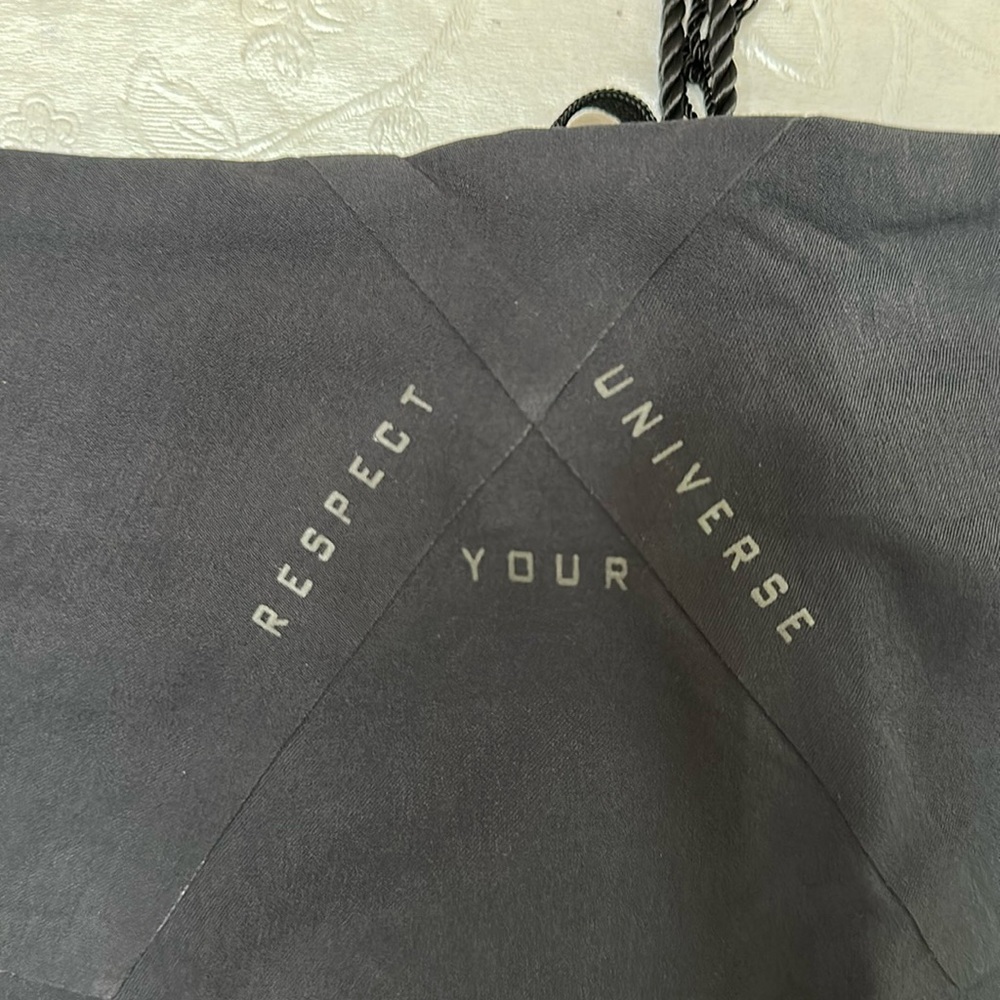 Respect Your Universe Board Short - black - Picture 10 of 14